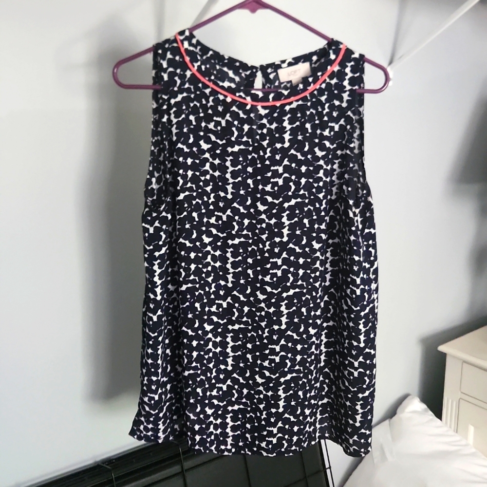 Women's Loft shell tank - Navy and white size M